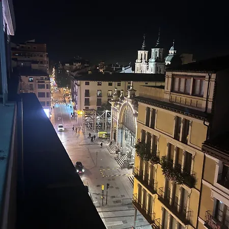 Atico Con Vistas Al Mercado Opcion De Parking Apartamento Saragoça