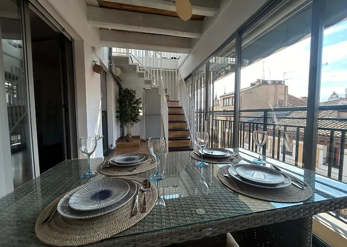 Atico Con Vistas Al Mercado Opcion De Parking *