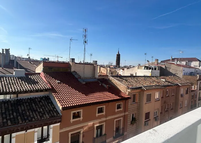 Atico Con Vistas Al Mercado Opcion De Parking *